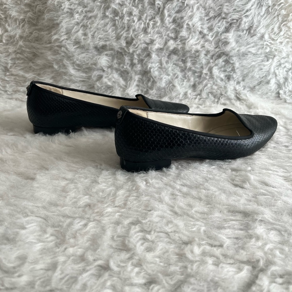 Anne Klein loafers. Size: 7.5M